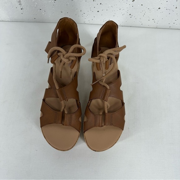 Sorel Women’s size 7 Cameron Light Brown Leather Platform Lace Up Sandals - Picture 4 of 12